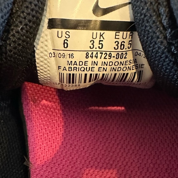 NIKE Women's Flex Experience - Training Running Shoes - Picture 13 of 13